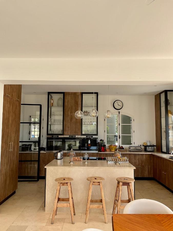 La Soleillade Aixoise Bed and Breakfast Αιξ-αν-Προβάνς Εξωτερικό φωτογραφία